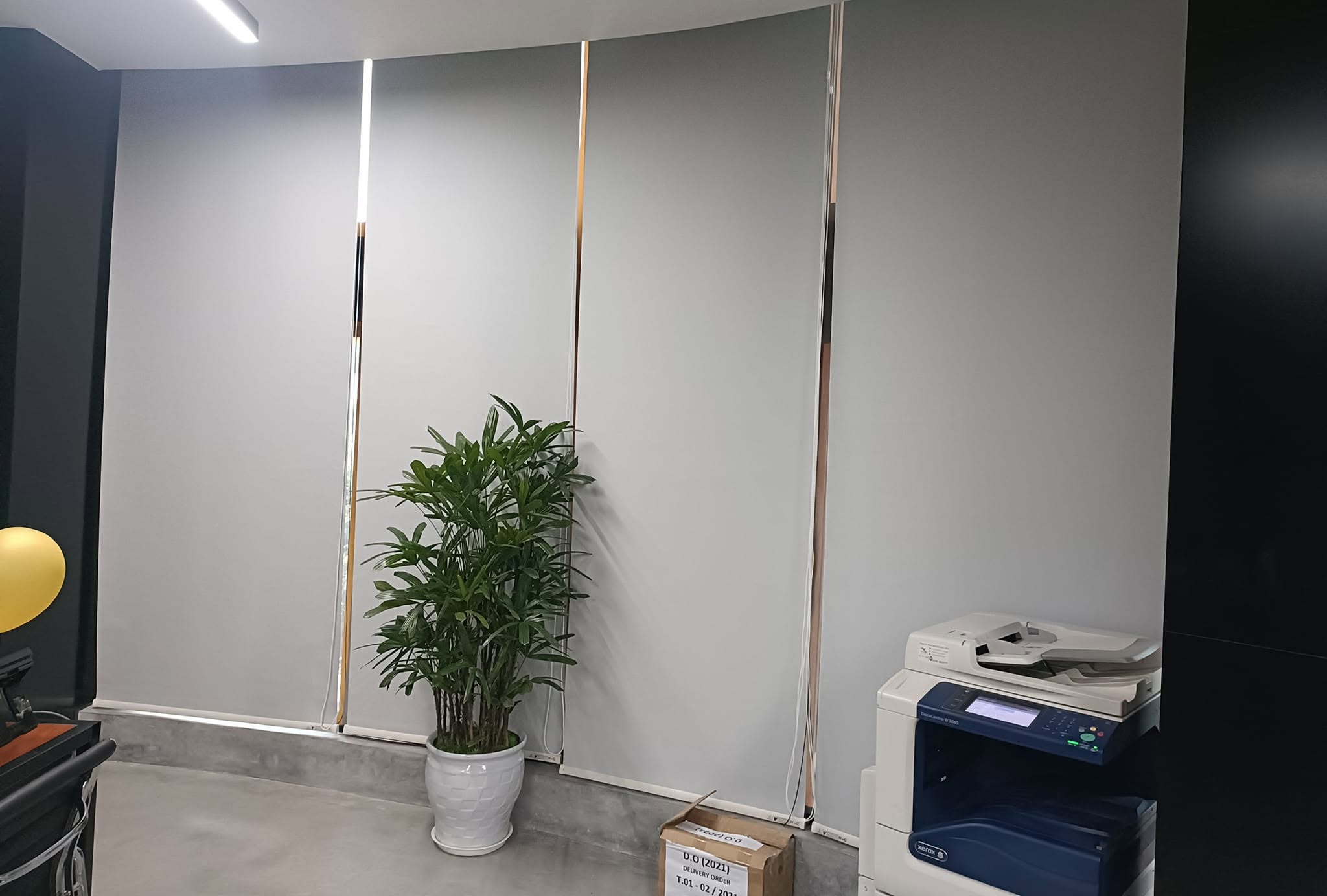 Rèm Cuốn Chống Nắng Cản Nhiệt Cao Cấp (Rèm Cuốn Văn Phòng) - Mẫu 23 - Hình thực tế 2